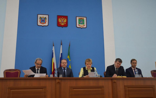 Глава Администрации района Ольга Мельникова отметила важность своевременного, нормативно обоснованного рассмотрения устных и письменных обращений граждан