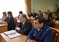 Начальник  управления по противодействию коррупции при Губернаторе Ростовской области Сергей Жуков  и заместитель главы Администрации района по вопросам казачества, спорту, молодежи и делам ГО и ЧС Владимир  Самуйлик   подчеркнули важность  работы по прот