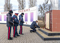В День Неизвестного солдата в Белой Калитве к мемориальным комплексам возложили цветы 