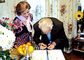 Семье Ходаковых в честь 60-летия совместной жизни вручен   Приветственный адрес Губернатора Ростовской области
