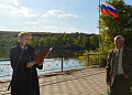 Заслуженный тренер России Владимир Иванович Солдатов принимал поздравления с юбилеем от Главы района Ольги Мельниковой