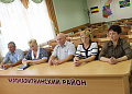 Глава района Ольга Мельникова  и представители Минсельхозпрода Ростовской области провели совещание с инициативной группой ГК «Оптифуд»
